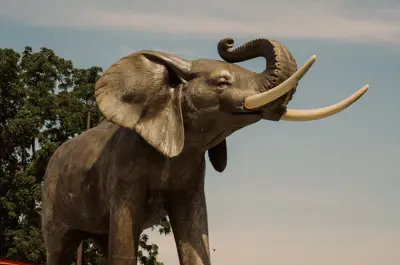 Jumbo monument